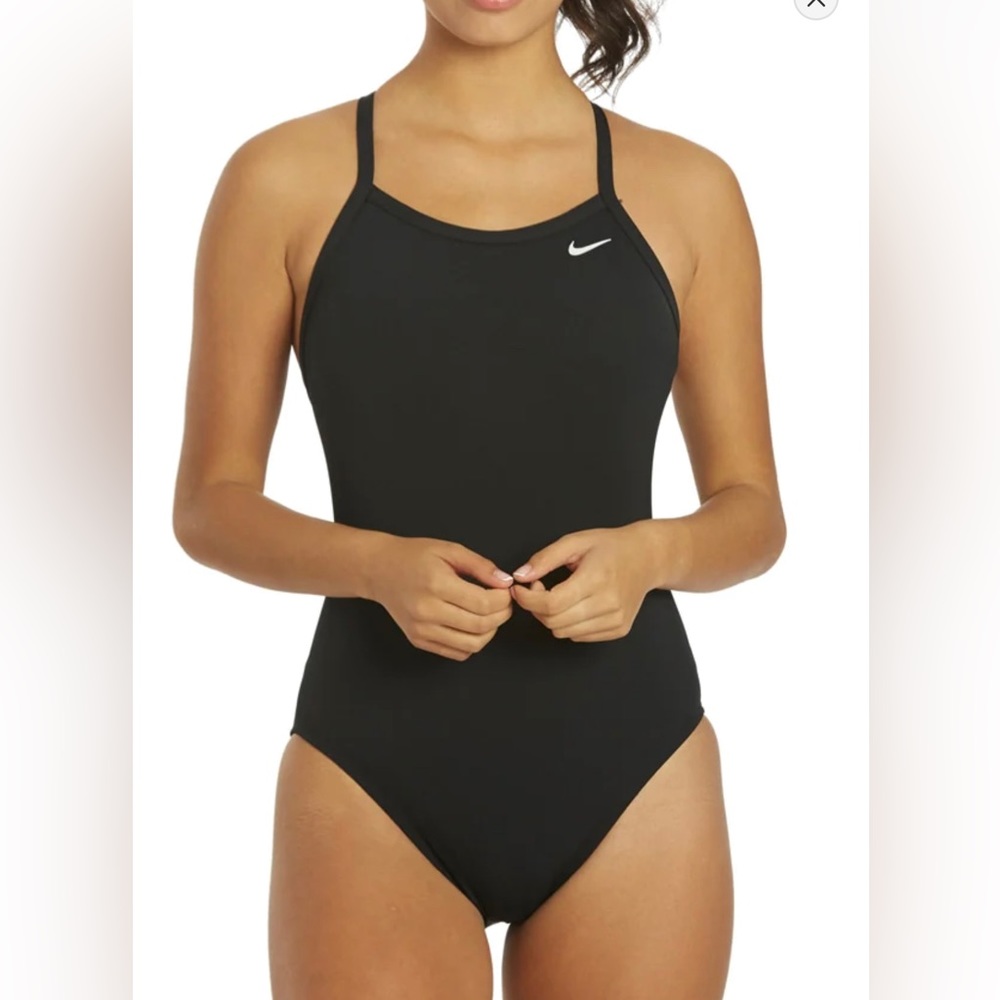Nike Swim Women's Solid Racerback One Piece | 001-Black | size 32/WMS 6